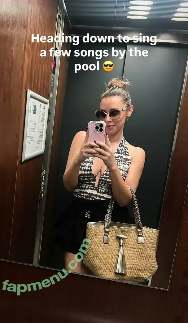 Una Healy nude photo #1204 (unahealy)