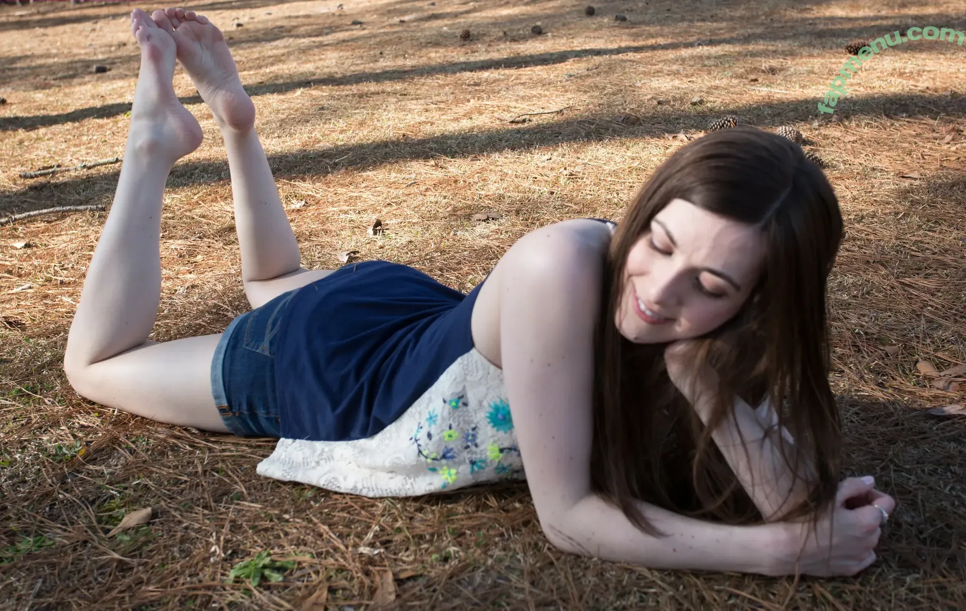 Uncanny Megan nude photo #0062 (Uncanny Megan)