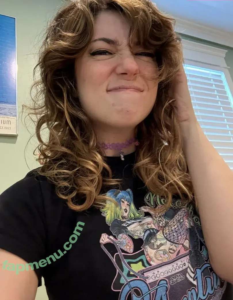 Uncanny Megan nude photo #0123 (Uncanny Megan)