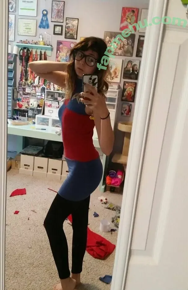 Uncanny Megan nude photo #0129 (Uncanny Megan)