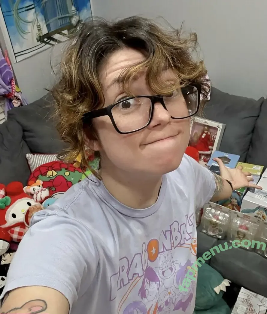 Uncanny Megan nude photo #0158 (Uncanny Megan)