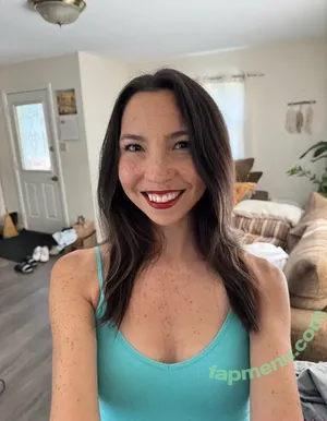 uncensoredbrit2 / uncutanduncensoredpodcast nude photo #0126