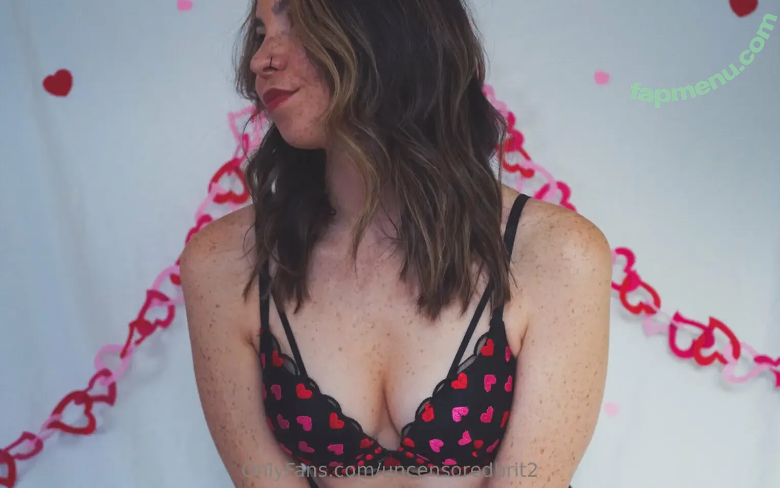 uncensoredbrit2 nude photo #0037 (uncutanduncensoredpodcast)