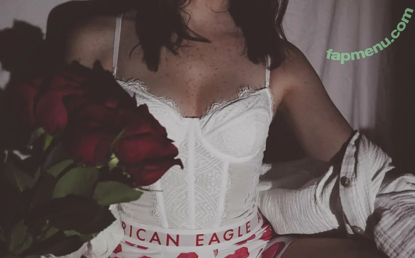 uncensoredbrit2 nude photo #0042 (uncutanduncensoredpodcast)
