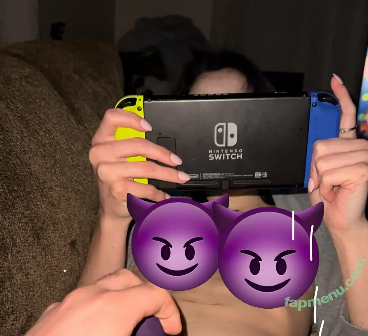 uncensoredbrit2 nude photo #0055 (uncutanduncensoredpodcast)