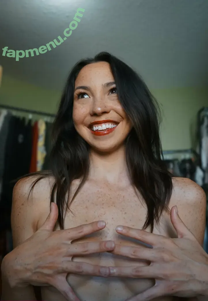 uncensoredbrit2 nude photo #0127 (uncutanduncensoredpodcast)