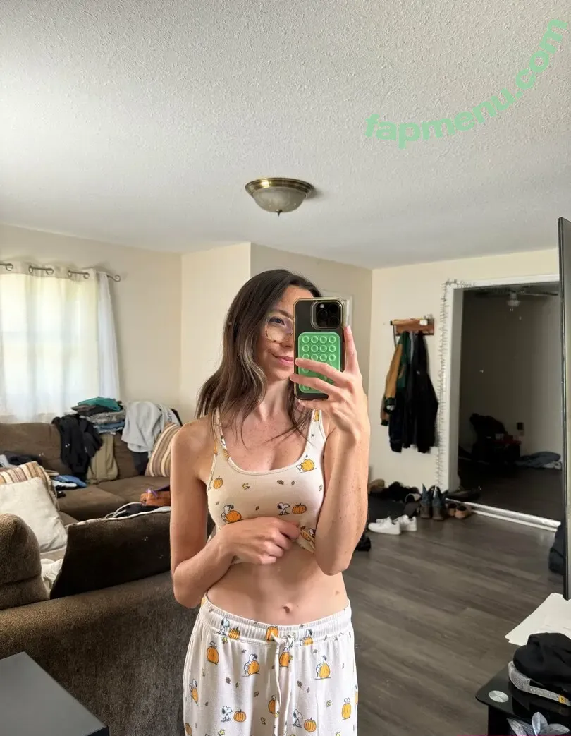 uncensoredbrit2 nude photo #0149 (uncutanduncensoredpodcast)