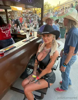 uncensoredjaz / _ttarra nude photo #0108