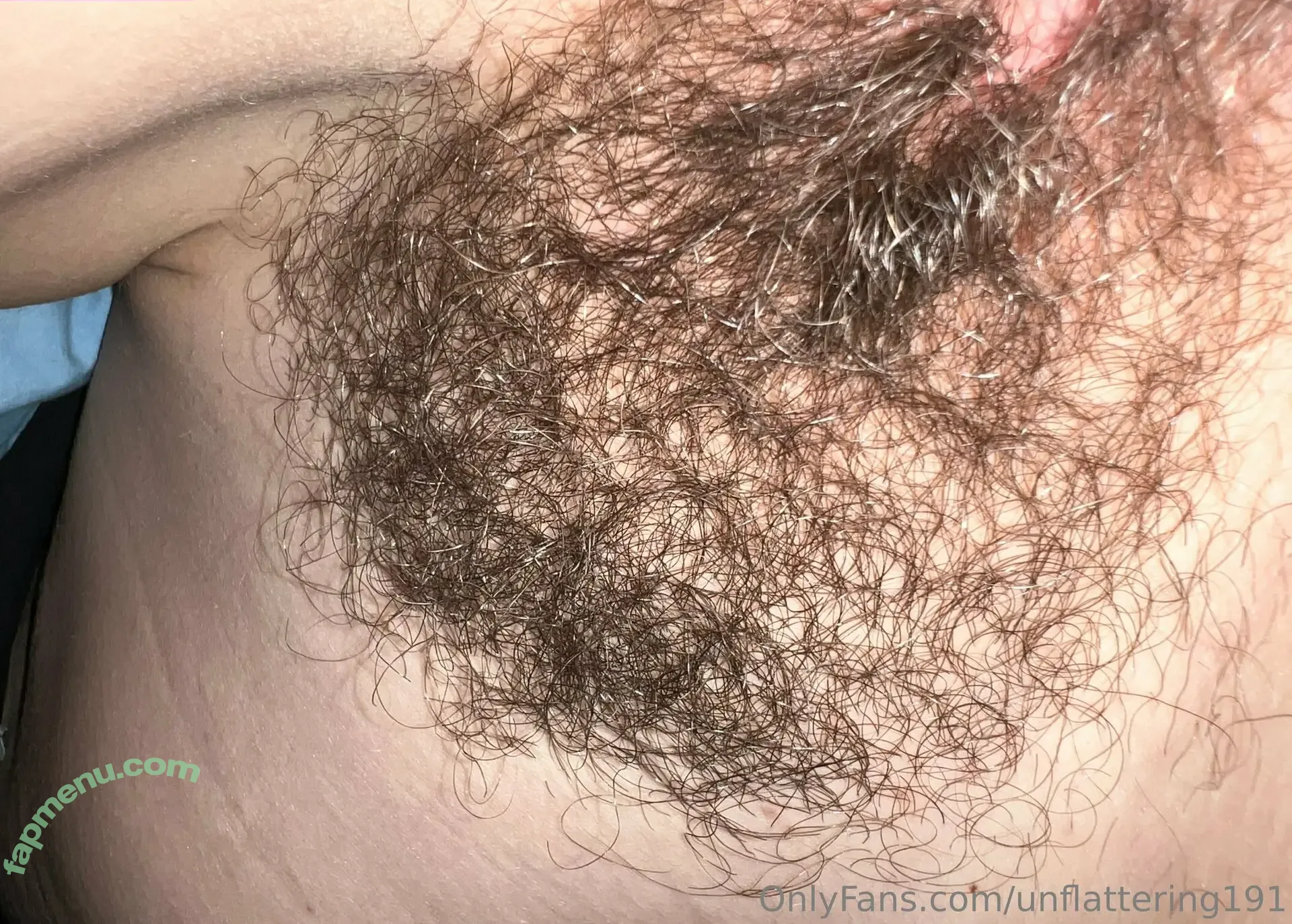 unflattering191 nude photo #0002 (unflattering191)