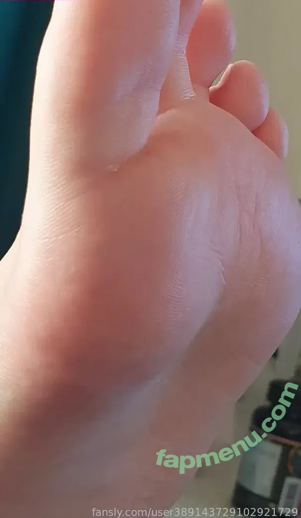 unicornsfeet nude photo #0029 (PinkGirlViki / PinkViki / strupedsofunicorns / victoriavikiv)