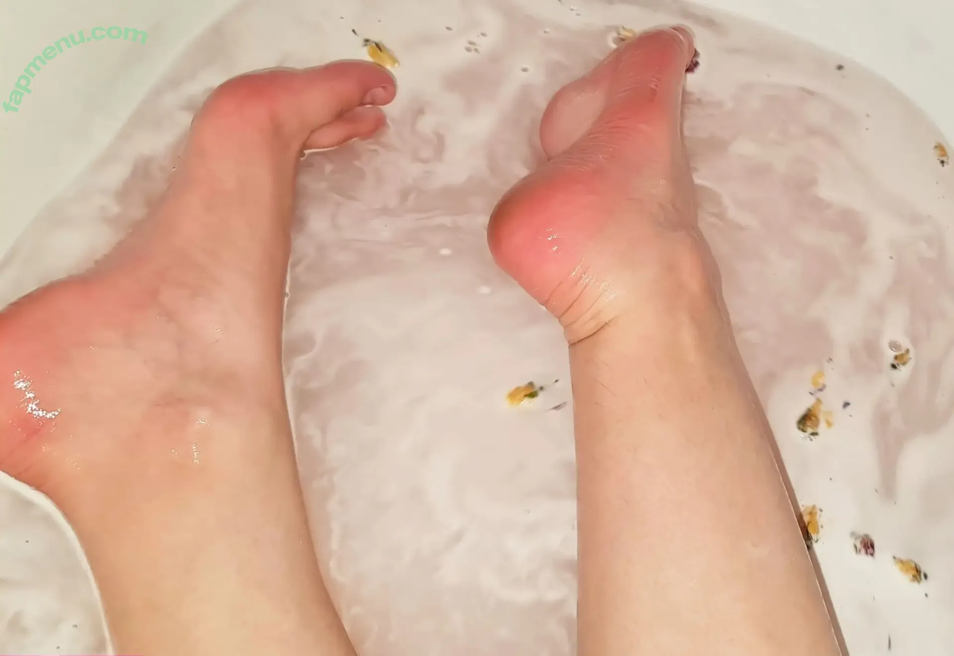 unicornsfeet nude photo #0181 (PinkGirlViki / PinkViki / strupedsofunicorns / victoriavikiv)