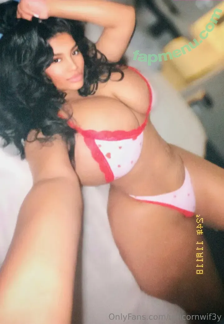 Unicornwif3y nude photo #0033 (unicornfluffy)