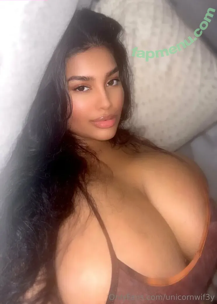Unicornwif3y nude photo #0035 (unicornfluffy)