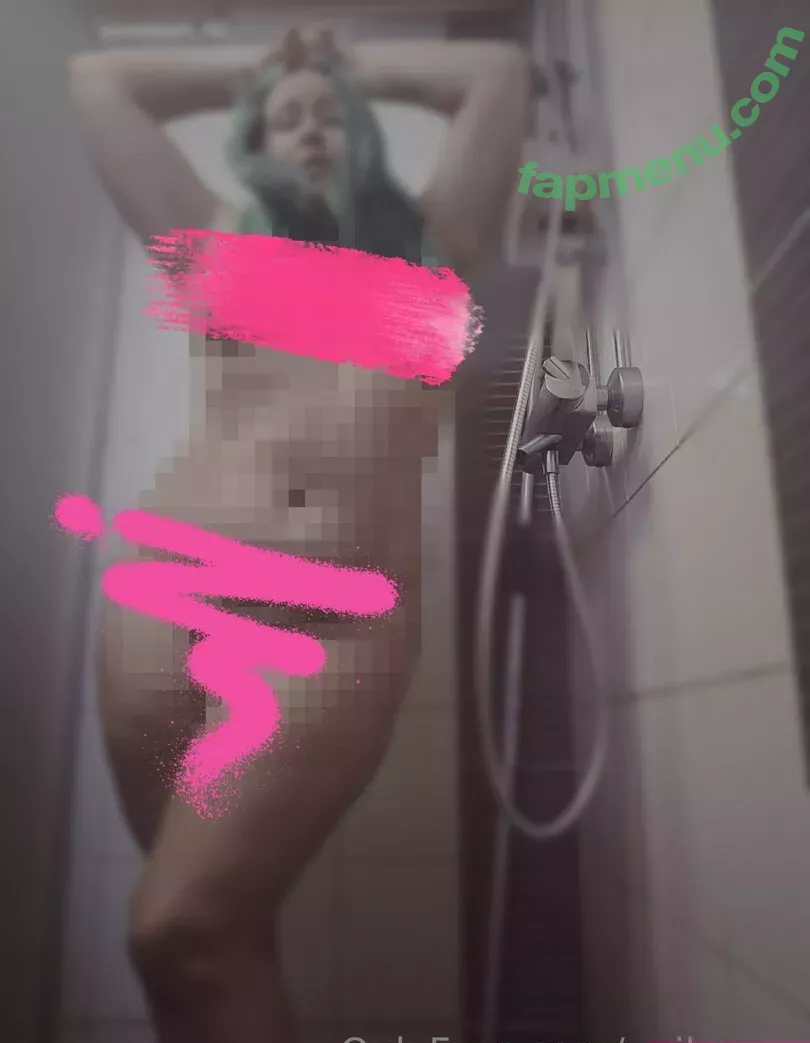 unilaama nude photo #0005 (unilaama)