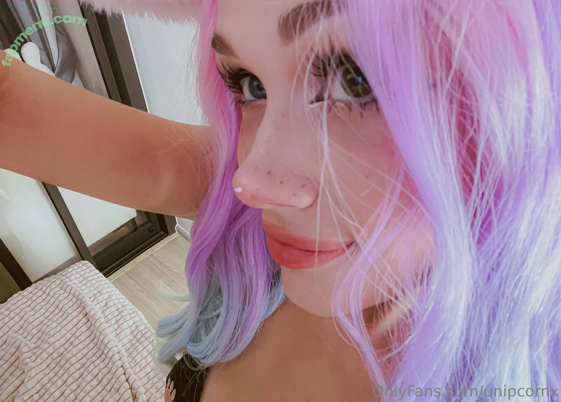 unipcornx nude photo #0013 (unipcornx)
