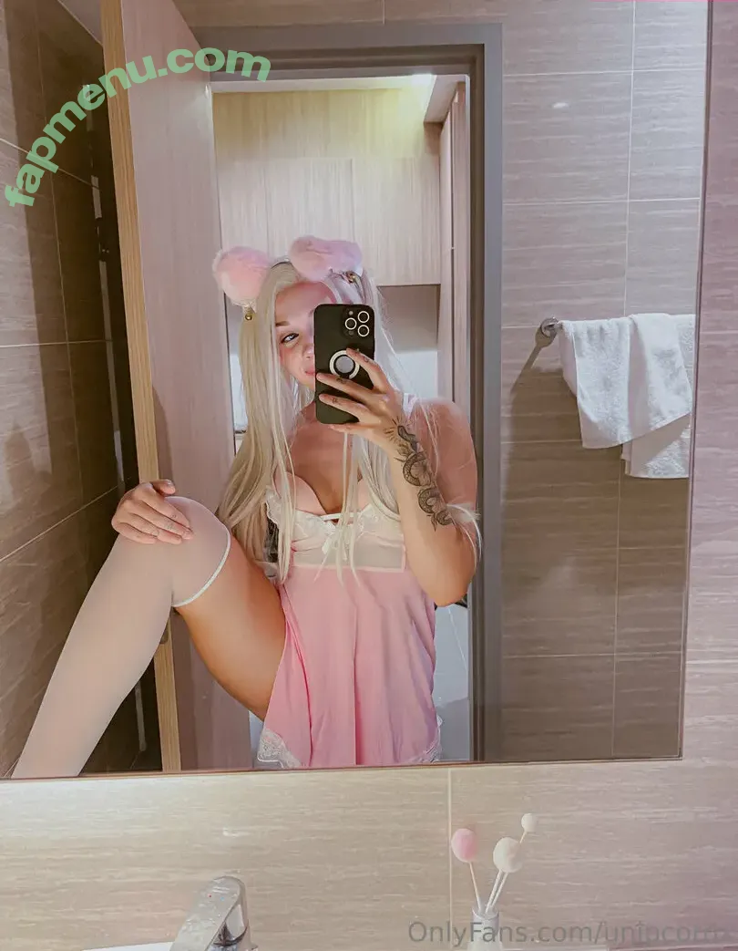 unipcornx nude photo #0032 (unipcornx)