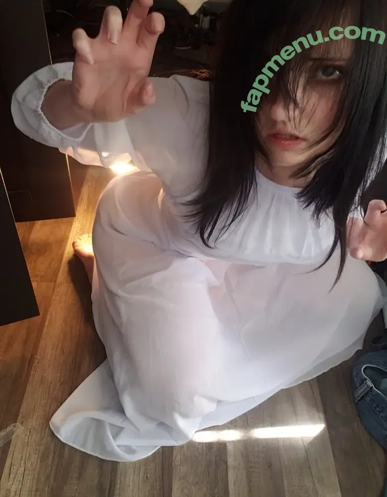 unkyndled nude photo #0125 (rotgoddess)