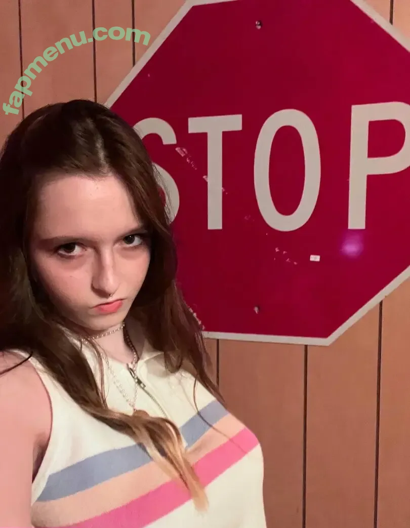 unoangryone nude photo #0008 (Veronica / vonthedon)