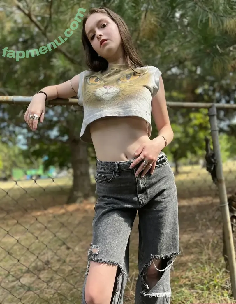 unoangryone nude photo #0032 (Veronica / vonthedon)