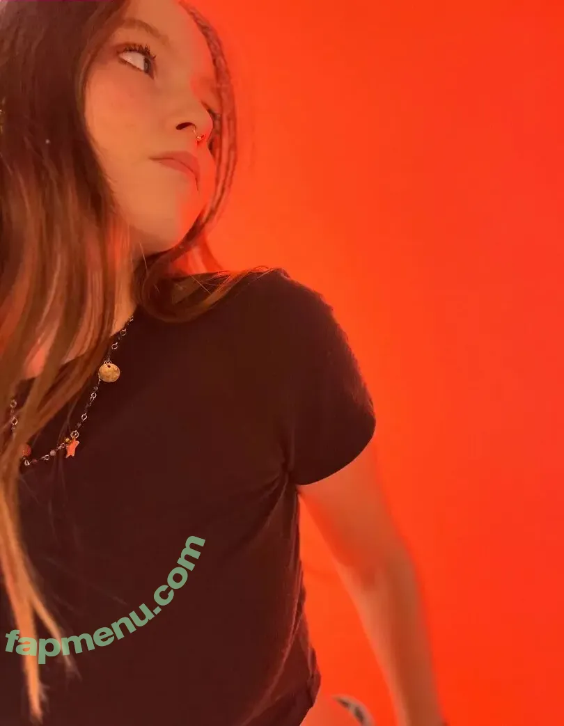 unoangryone nude photo #0050 (Veronica / vonthedon)