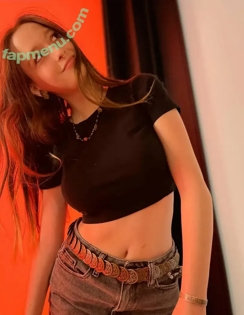 unoangryone nude photo #0062 (Veronica / vonthedon)