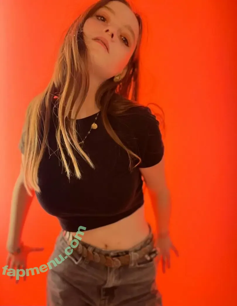 unoangryone nude photo #0065 (Veronica / vonthedon)