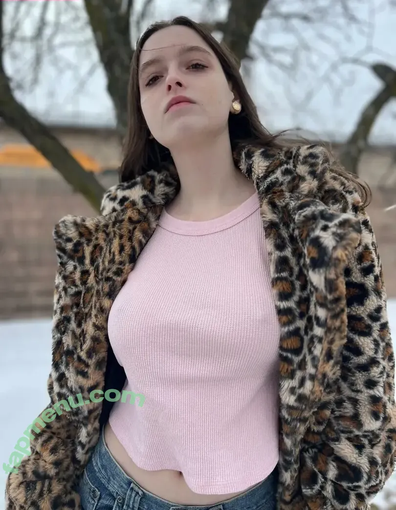 unoangryone nude photo #0088 (Veronica / vonthedon)