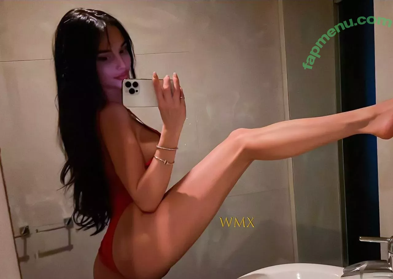 Unrealcobaine nude photo #0152 (Missa Julia / unrealcobain)