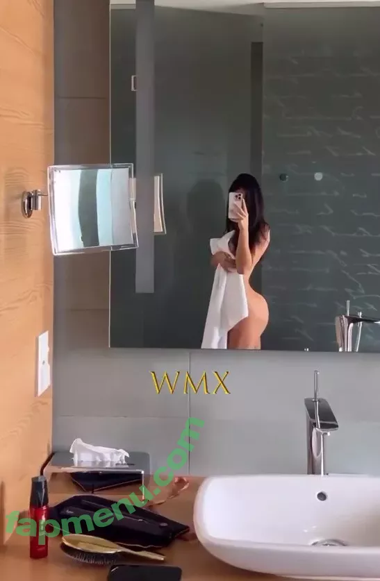 Unrealcobaine nude photo #0211 (Missa Julia / unrealcobain)