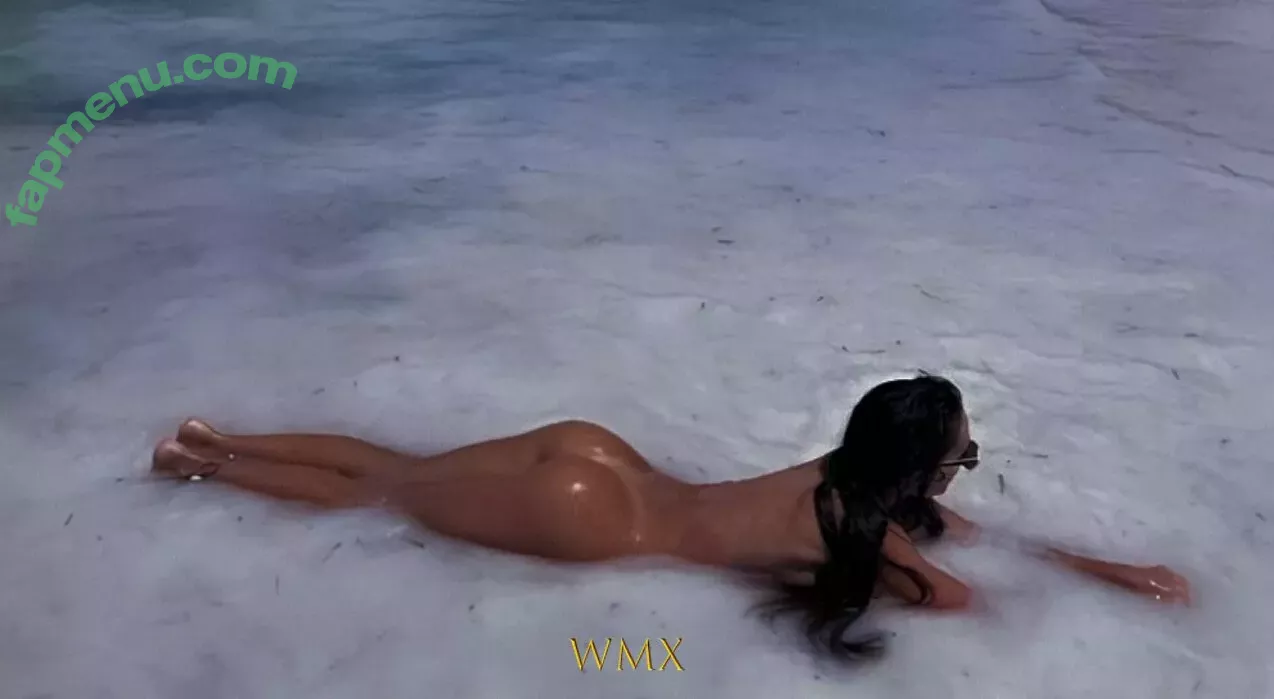 Unrealcobaine nude photo #0226 (Missa Julia / unrealcobain)