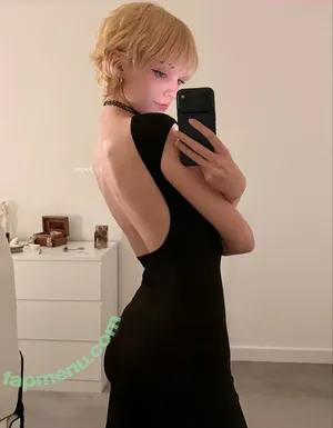 Unsol.iel Cos / unsol_iel nude photo #0044