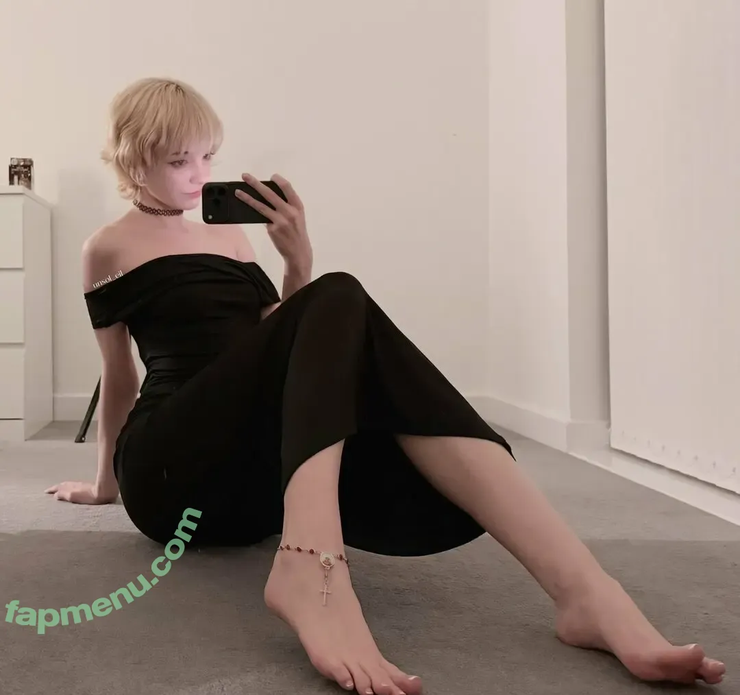 Unsol.iel Cos nude photo #0043 (unsol_iel)