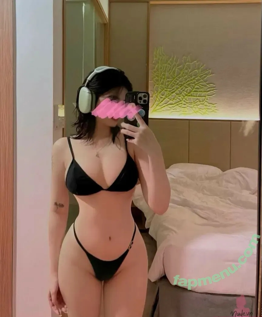 Ununneee nude photo #0035 (Ununneee)