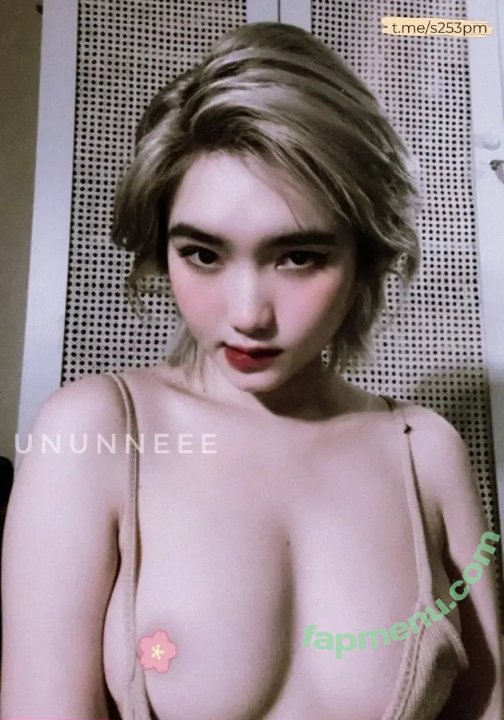 Ununneee nude photo #0048 (Ununneee)