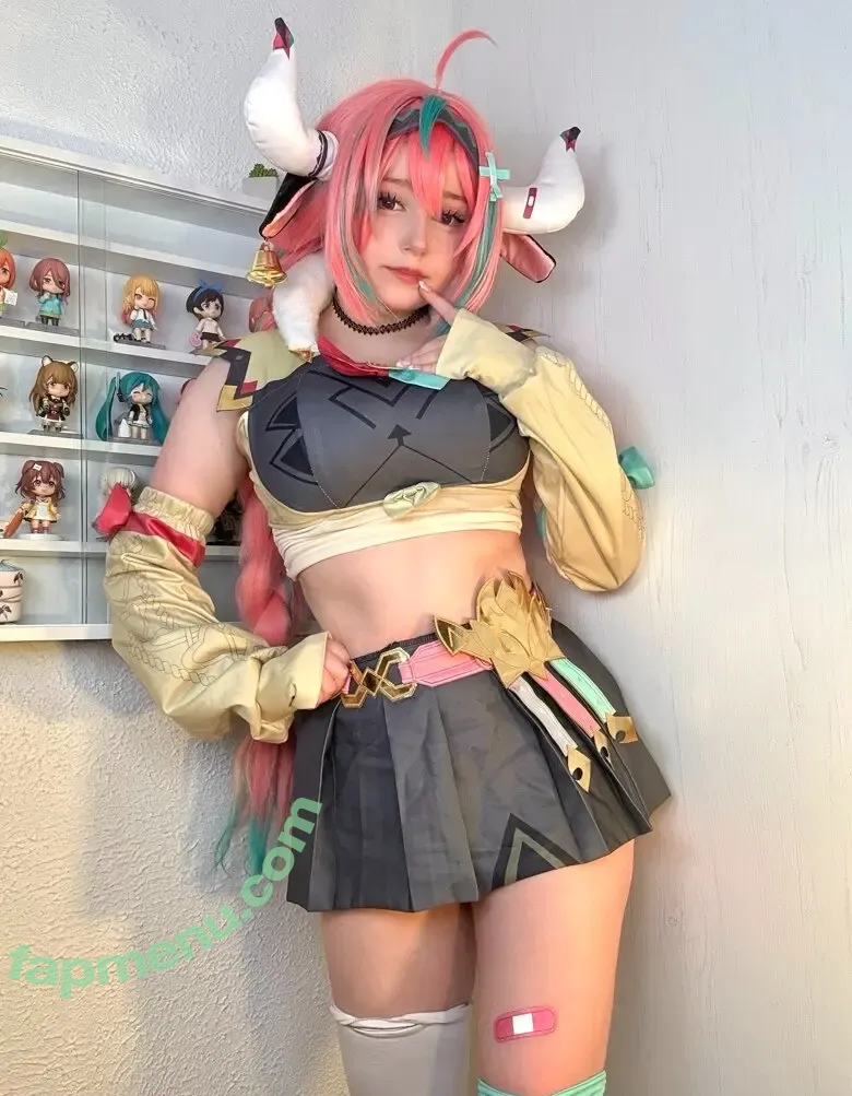 Upminaa nude photo #0255 (Upminaa)