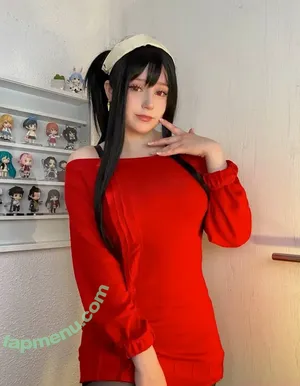 Upminaa nude photo #0002