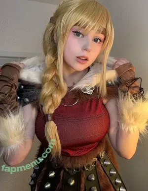 Upminaa nude photo #0116