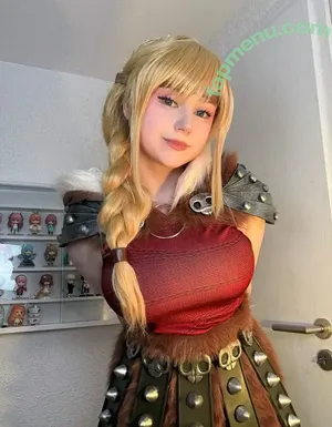 Upminaa nude photo #0125