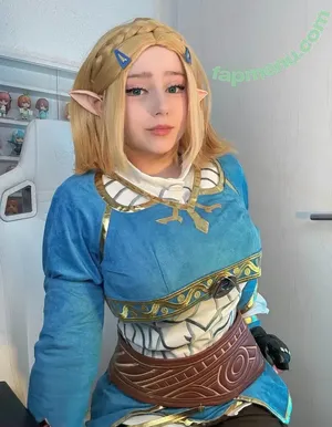 Upminaa nude photo #0305