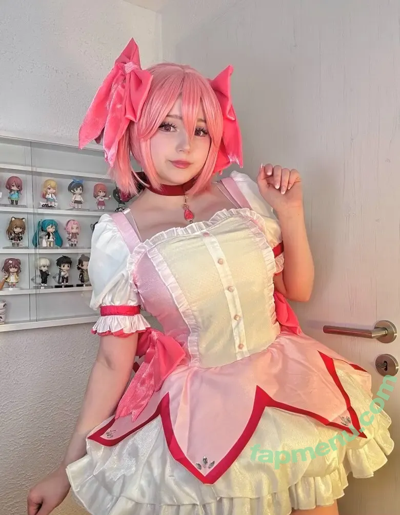 Upminaa nude photo #0008 (Upminaa)