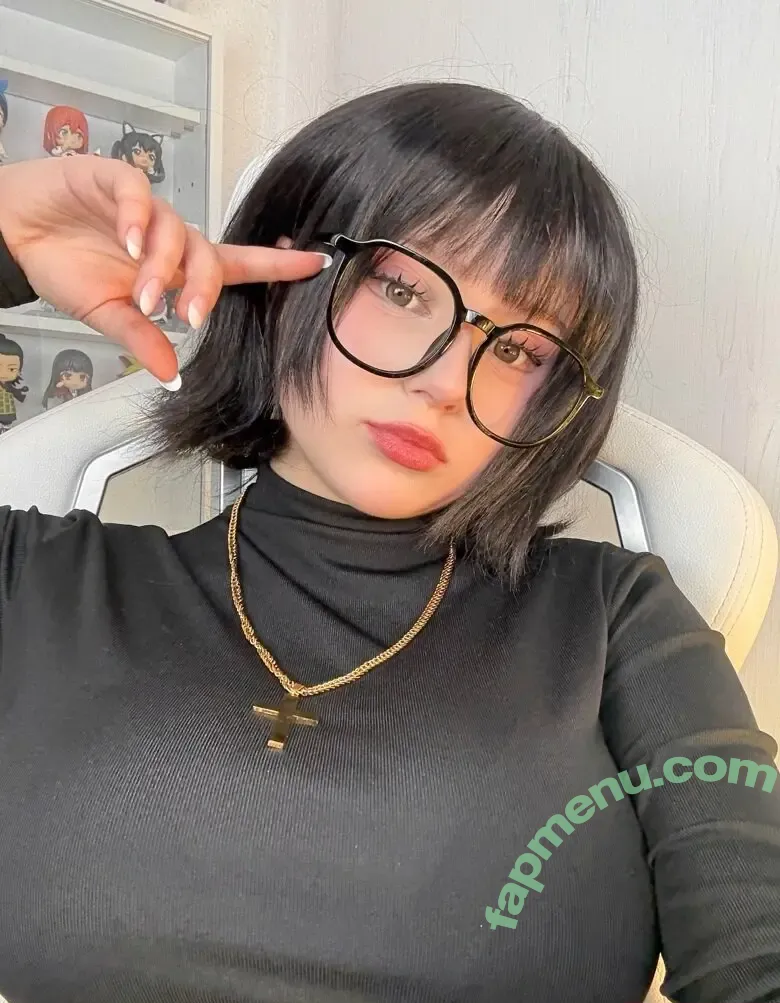 Upminaa nude photo #0020 (Upminaa)