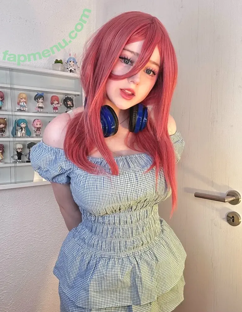 Upminaa nude photo #0099 (Upminaa)
