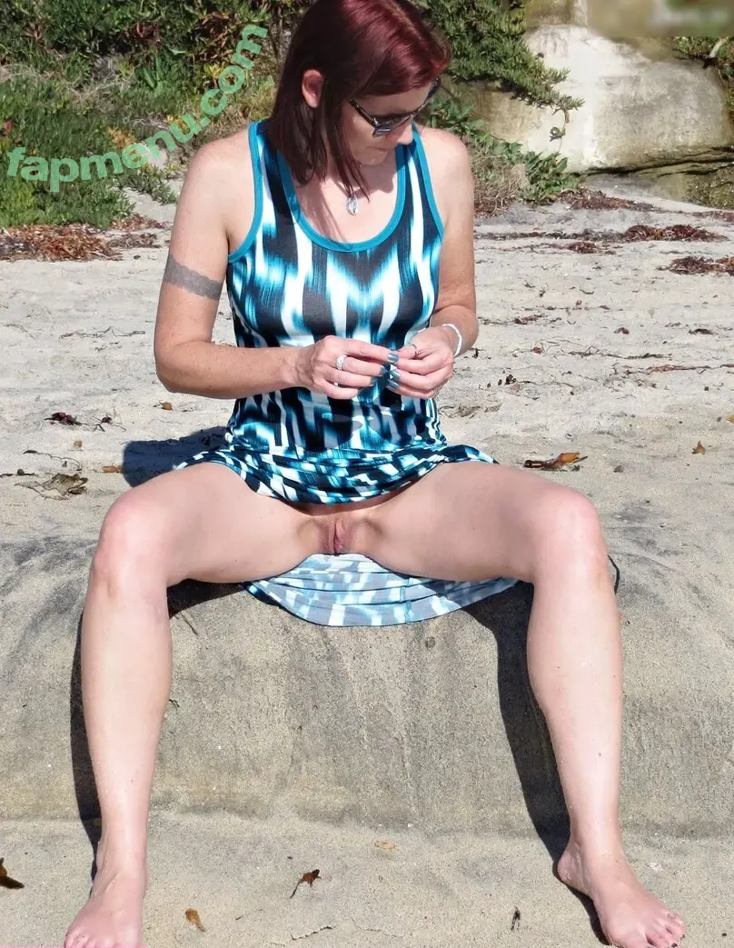 Upskirt - Candids nude photo #0186 (Upskirt - Candids)