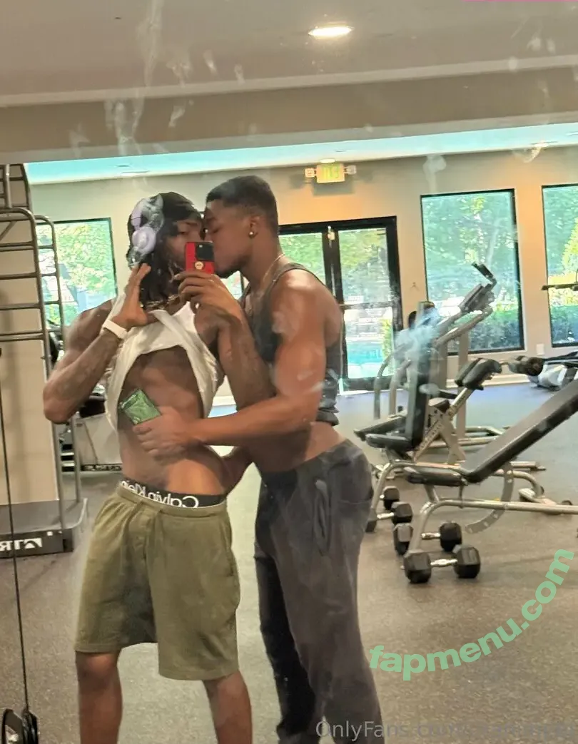 uranimebf nude photo #0051 (uranimebf)