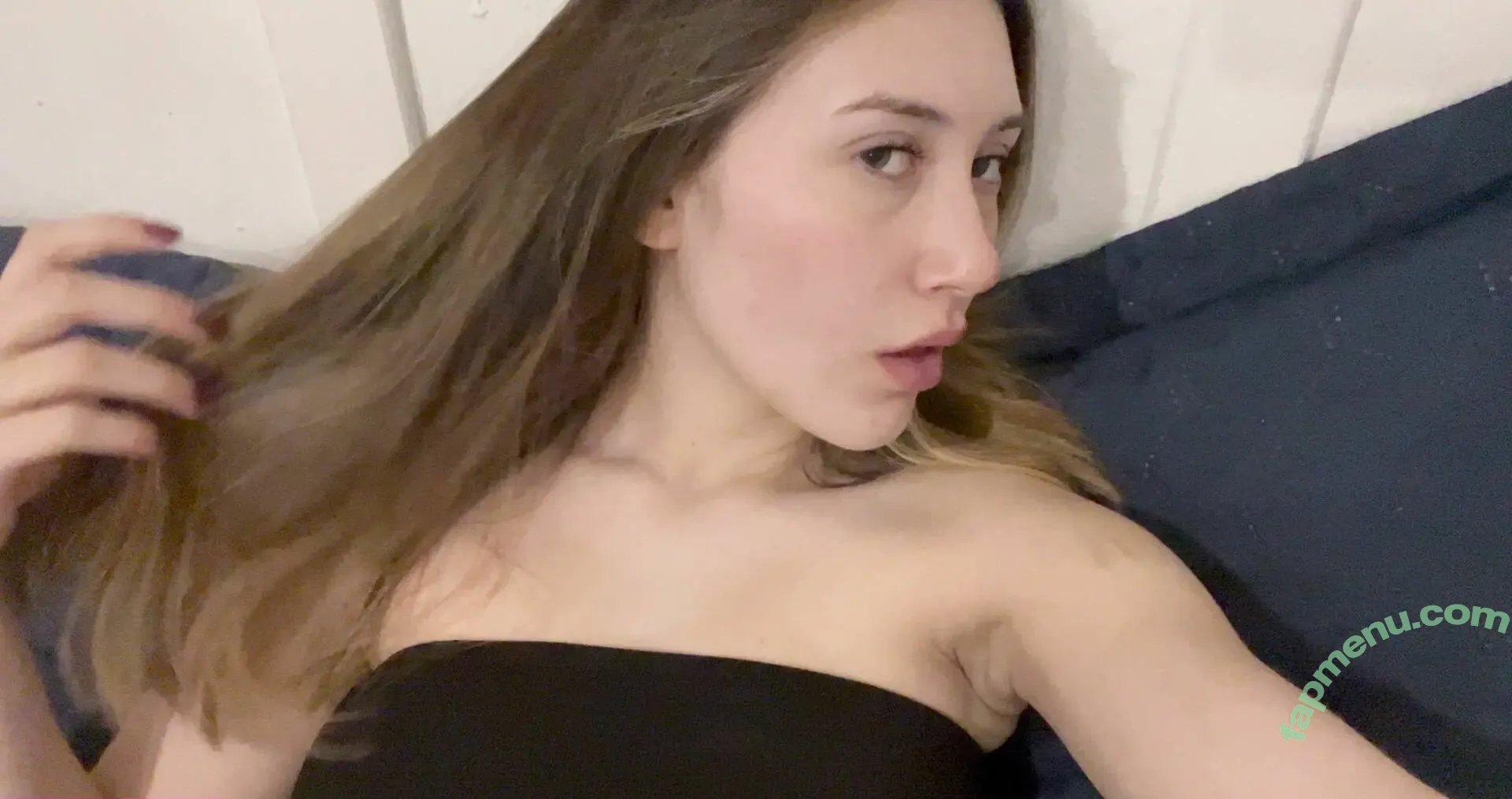 urbabyemily nude photo #0024 (urfav_emiily)