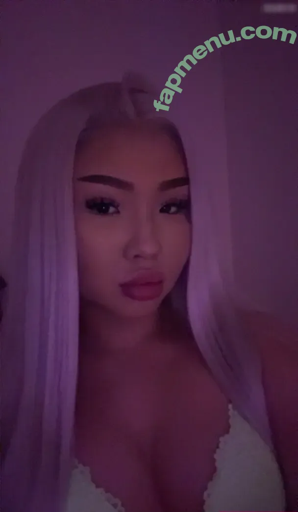 Urfavasian nude photo #0006 (Urfavasian)