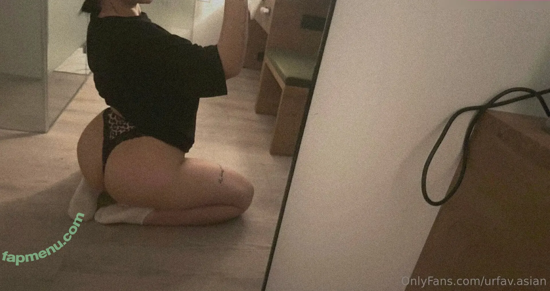 Urfavasian nude photo #0009 (Urfavasian)