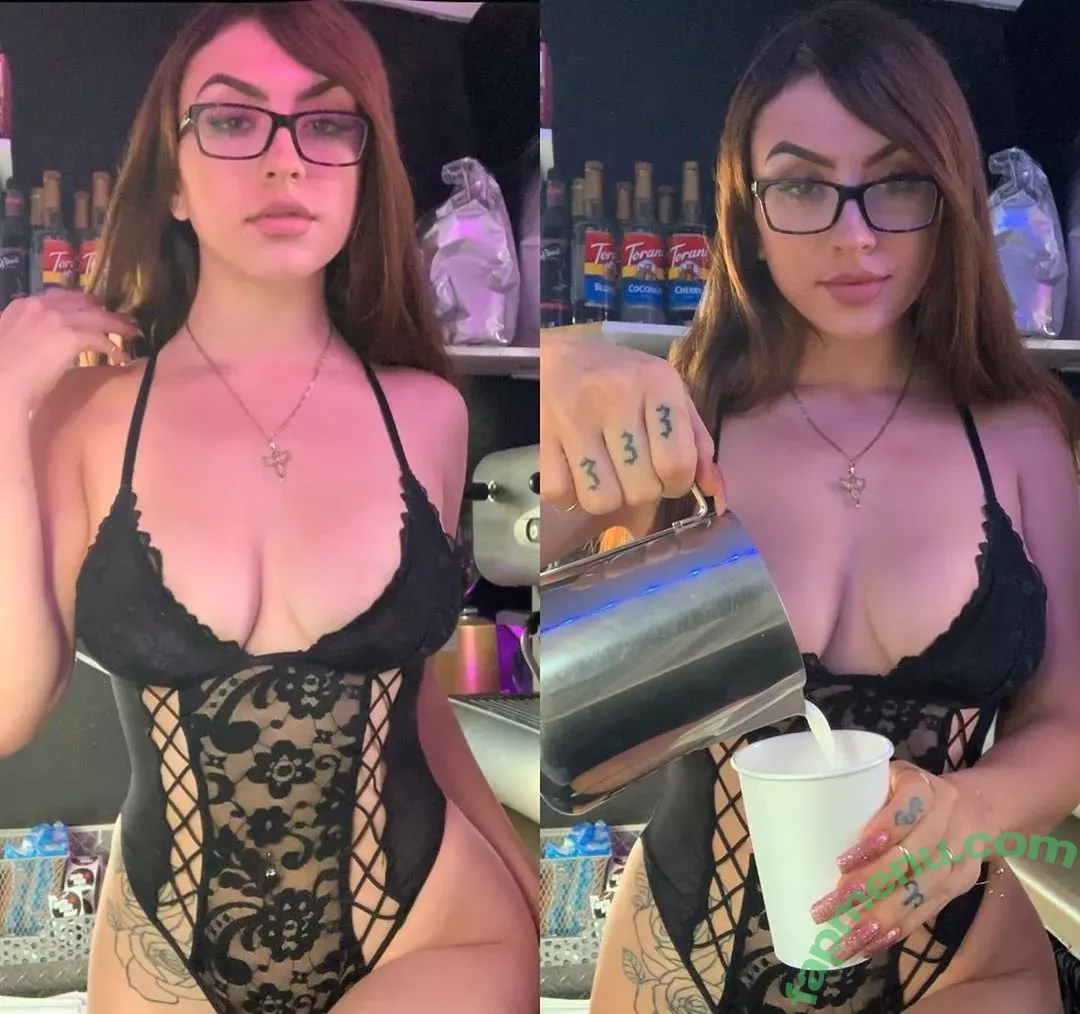 Urfavcoffeegurl nude photo #0038 (CAPBARISTA / urfavcoffeegurll)