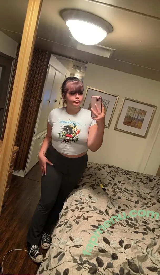 urfavemobih666 nude photo #0005 (urfavemobih666)
