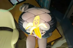  nude photo #0001